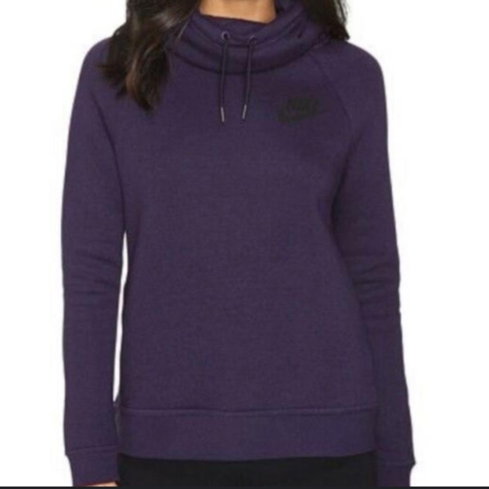 Nike I S and L